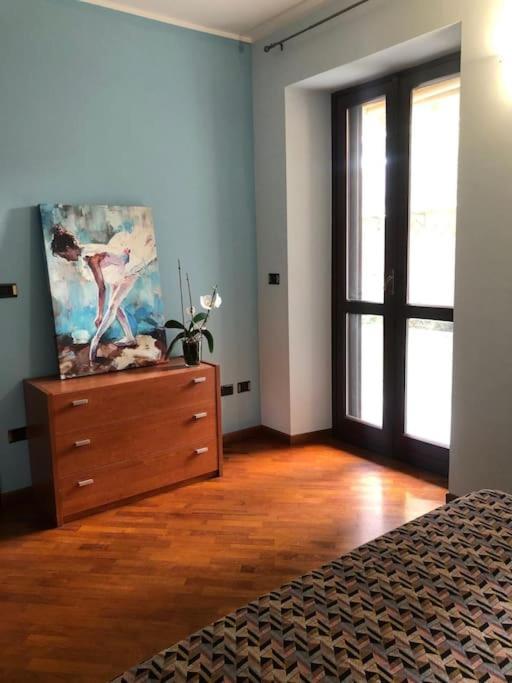 Casa Magnolia, Tranquilla E Centrale Apartment Nichelino Luaran gambar